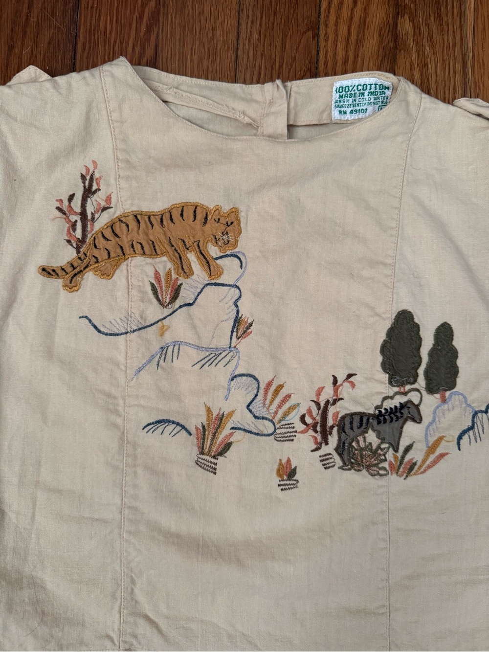 Vintage Embroidered Safari Tiger Cotton Crop Top - Picture 3 of 8
